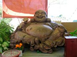 now there's a happy buddha!